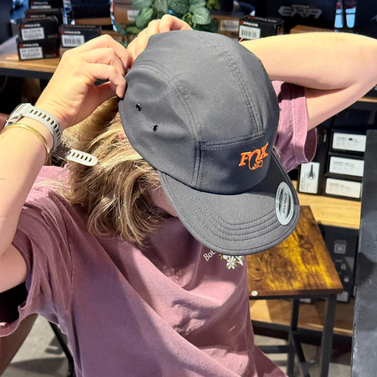 Gorro Fox 5 Panel Snapback 2026 Negro