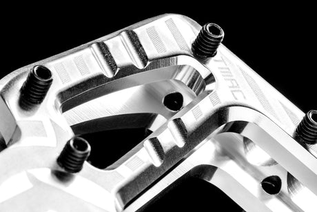 PEDAL FLAT DEITY TMAC SILVER
