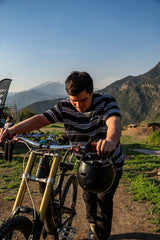 Polera Austin black Loose Riders