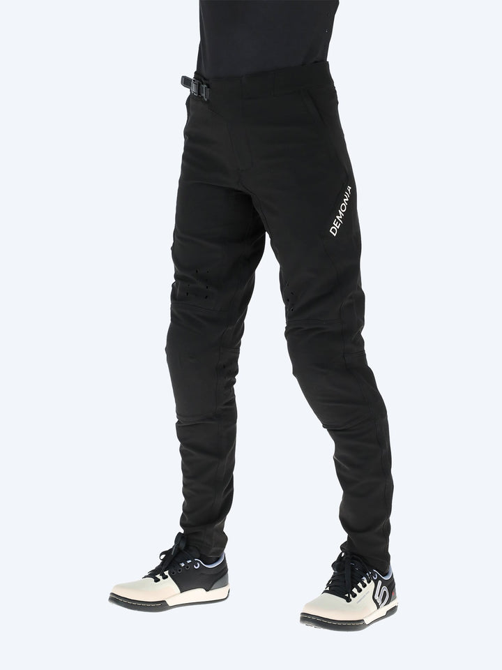 PANTALON DEMONIA (UNISEX) NEGRO