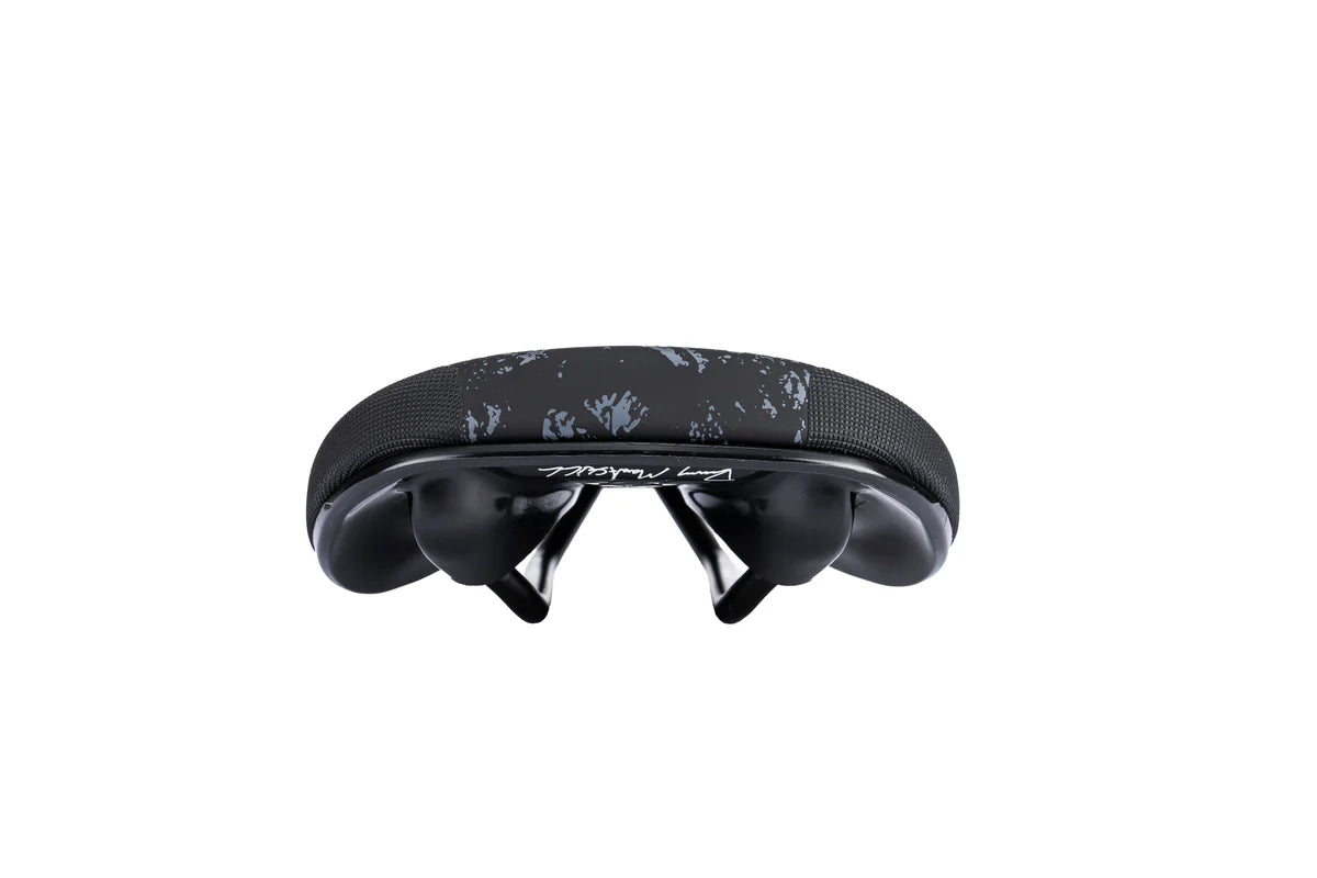 Asiento CAST Bel-Air 3.0 (Collab: Danny MacAskill)