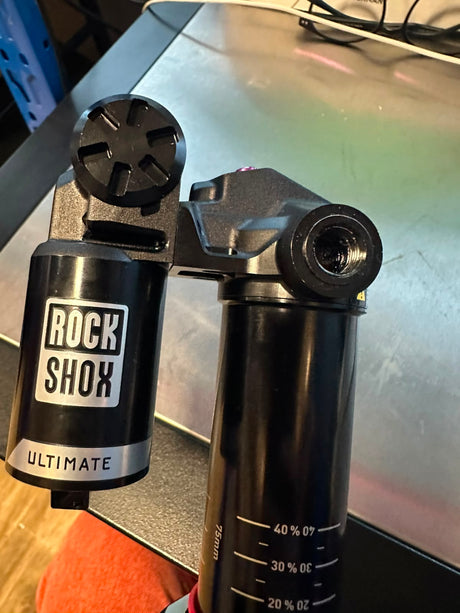 Shock Rock Shox Vivid Ultimate DH (225x75mm) open box