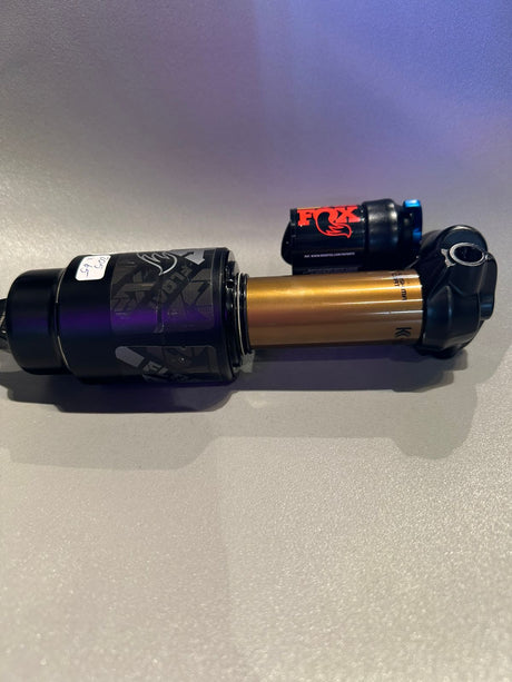 SHOCK FOX FLOAT X2 FACTORY TRUNNION 205X65 (SEMI NUEVO)