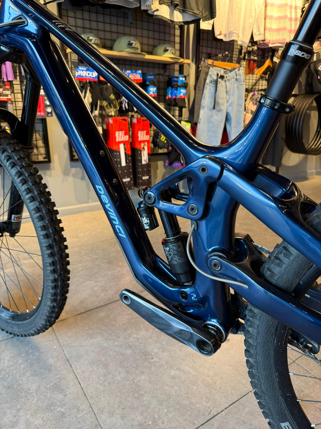 Bicicleta Devinci Spartan Carbon Blue M