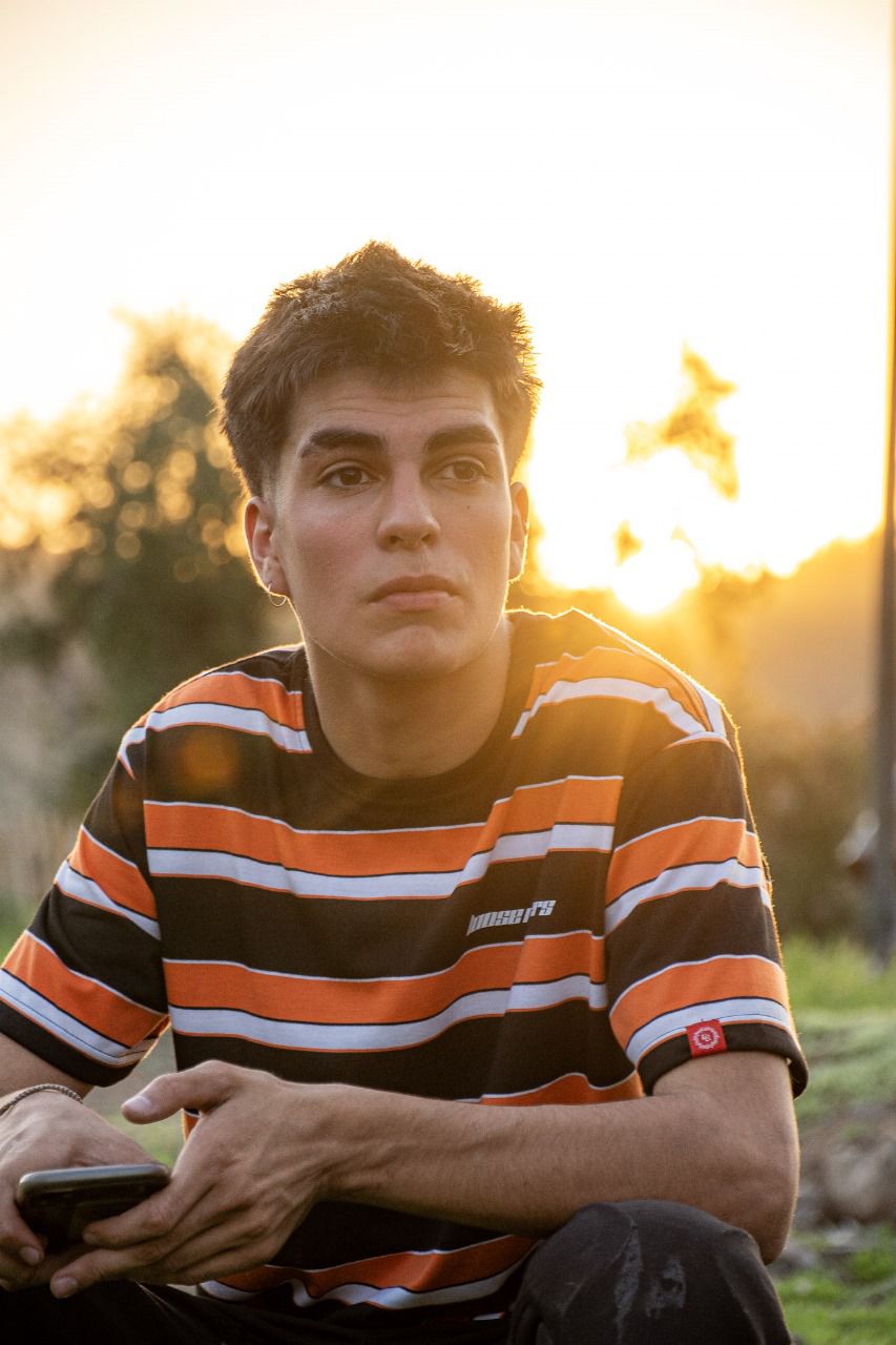 Polera Austin black orange Loose Riders