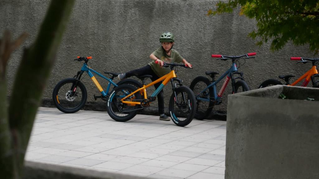 Dominate Kids Aro 20" - Pearl Titan Orange