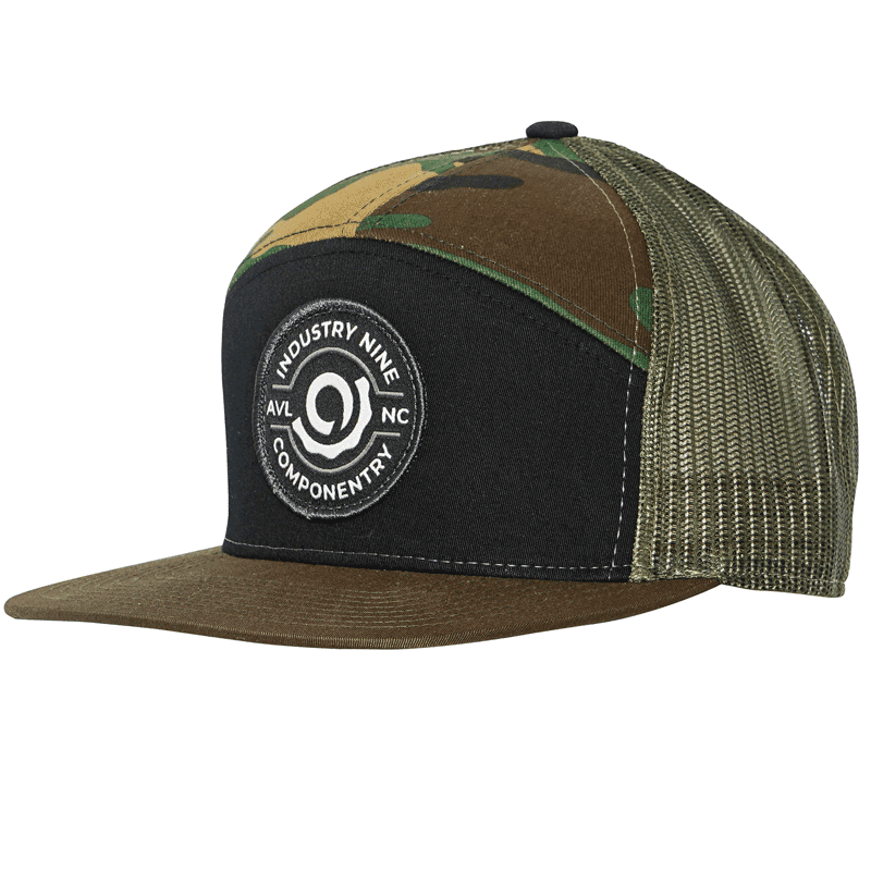 Gorro Industry Nine Trcuker Black/Camo