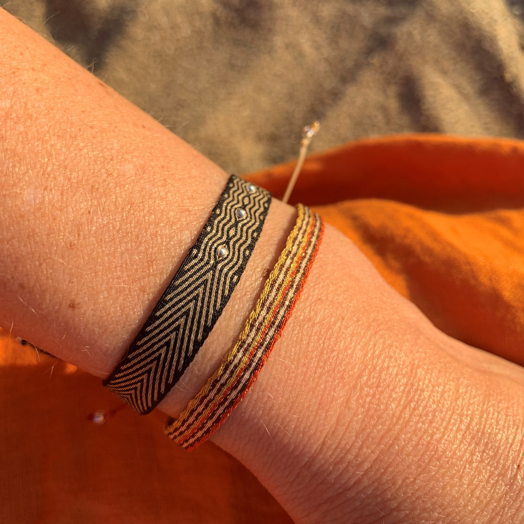 Pulsera Telar Ancha Negra Y Mostacillas
