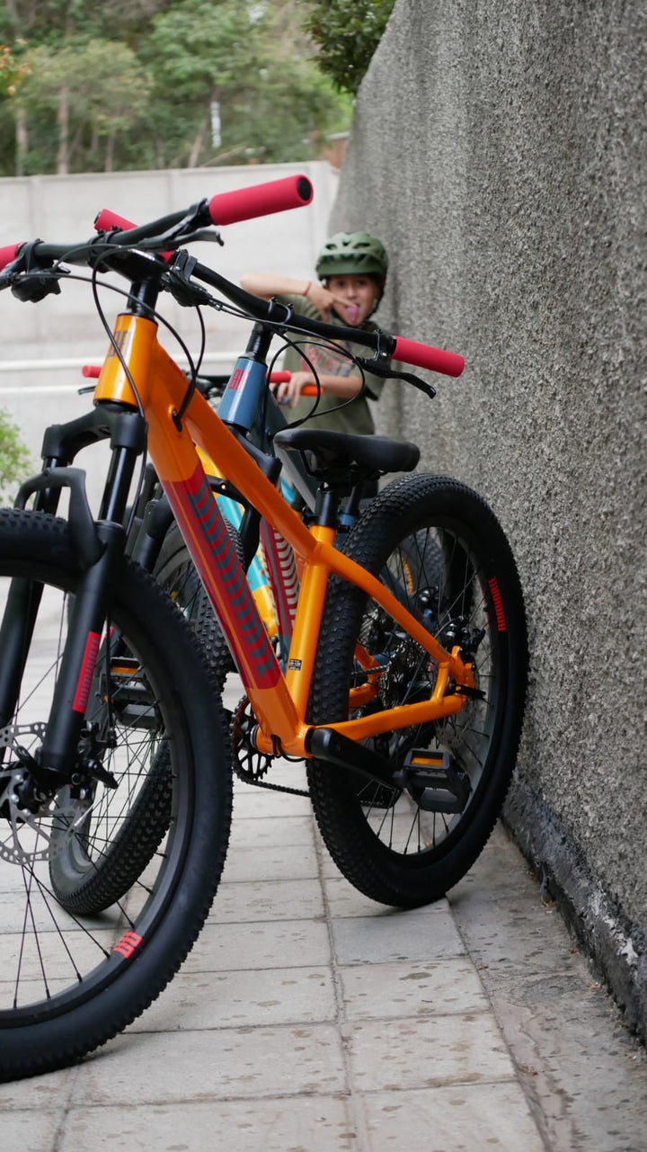 Dominate Kids Aro 24" - Pearl Titan Orange