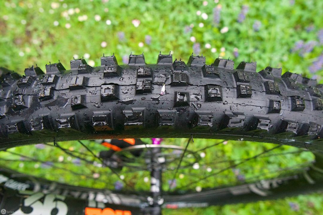 Neumatico Kenda Hellkat 27.5X2.80 Emc